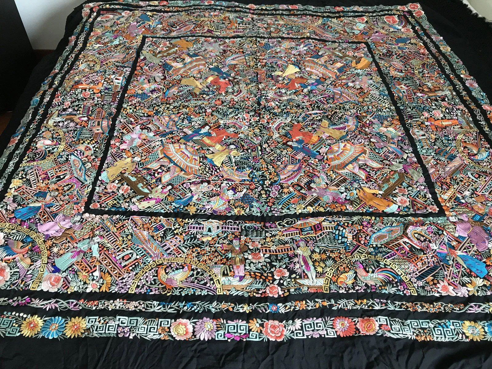 1148 Antique Manila Manton Silk Shawl