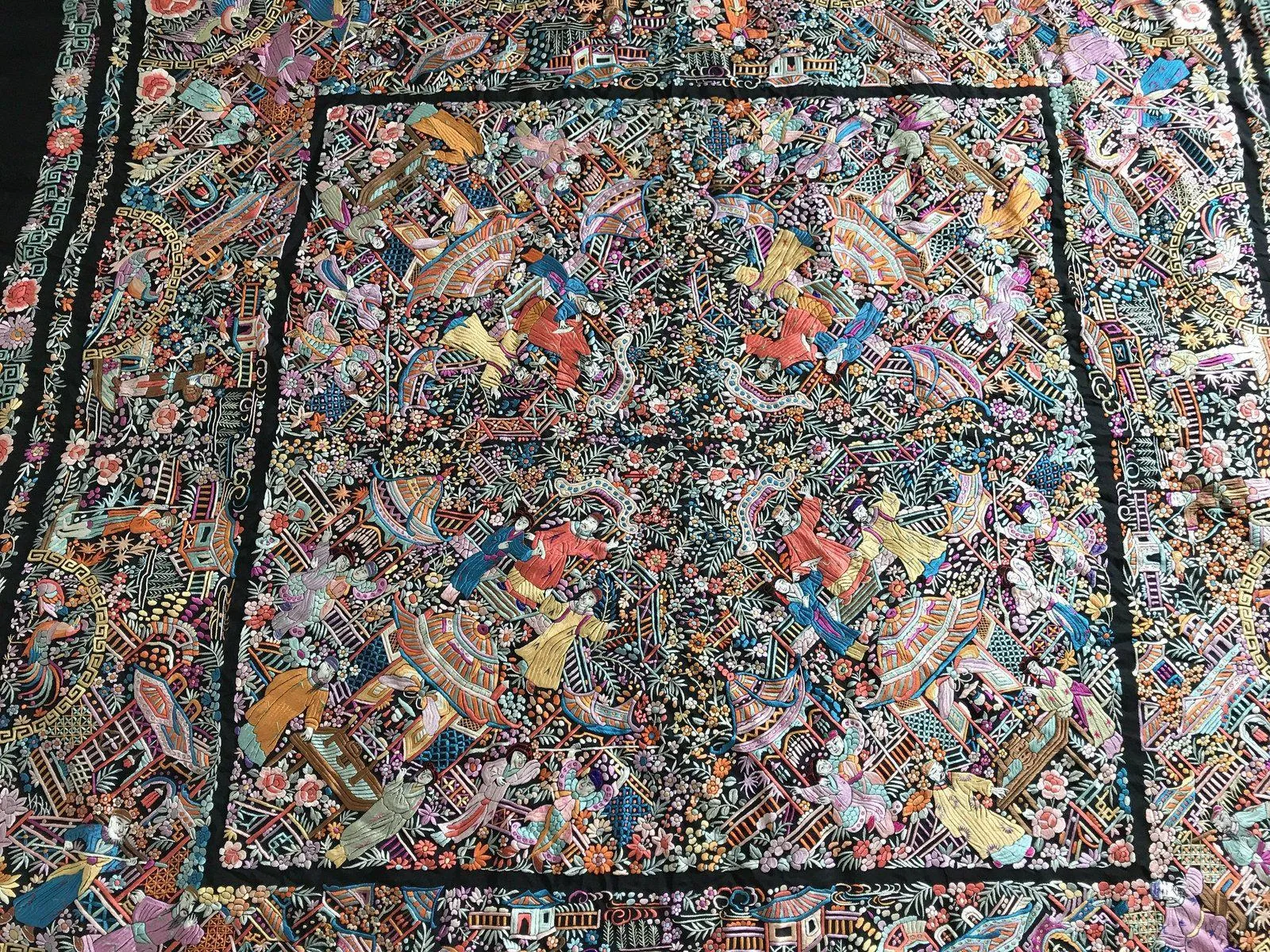 1148 Antique Manila Manton Silk Shawl