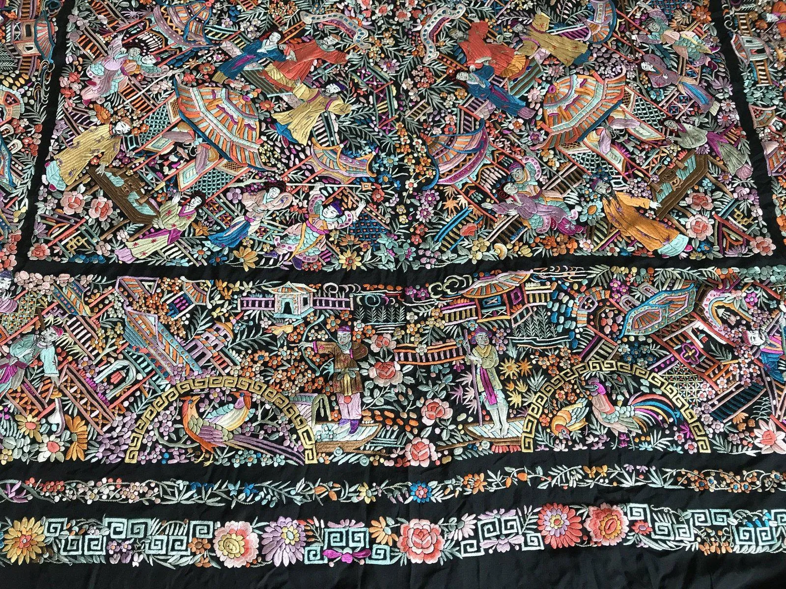 1148 Antique Manila Manton Silk Shawl