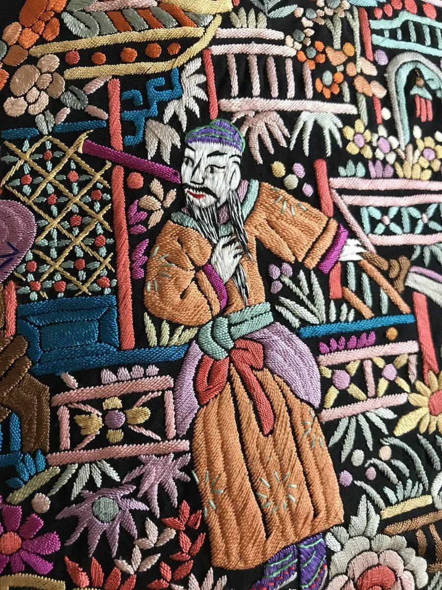 1148 Antique Manila Manton Silk Shawl