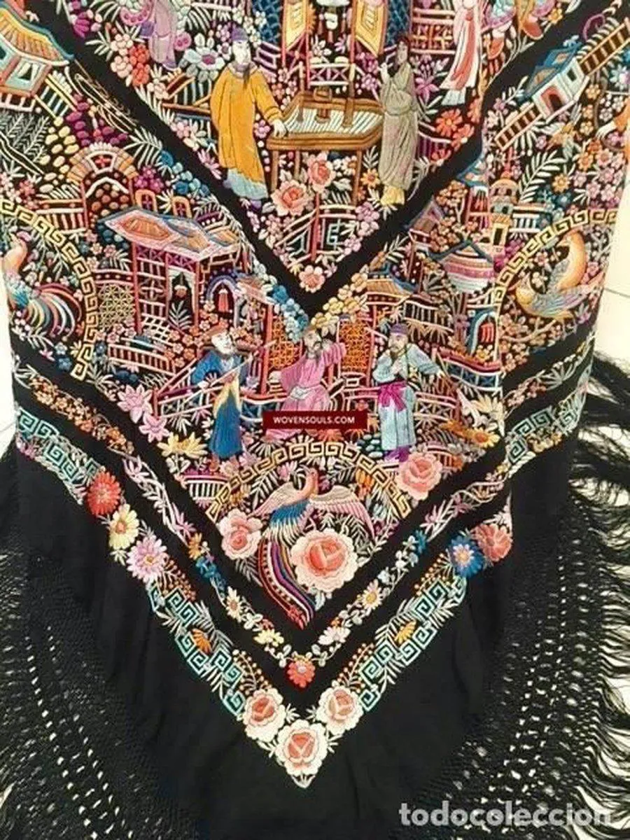 1148 Antique Manila Manton Silk Shawl