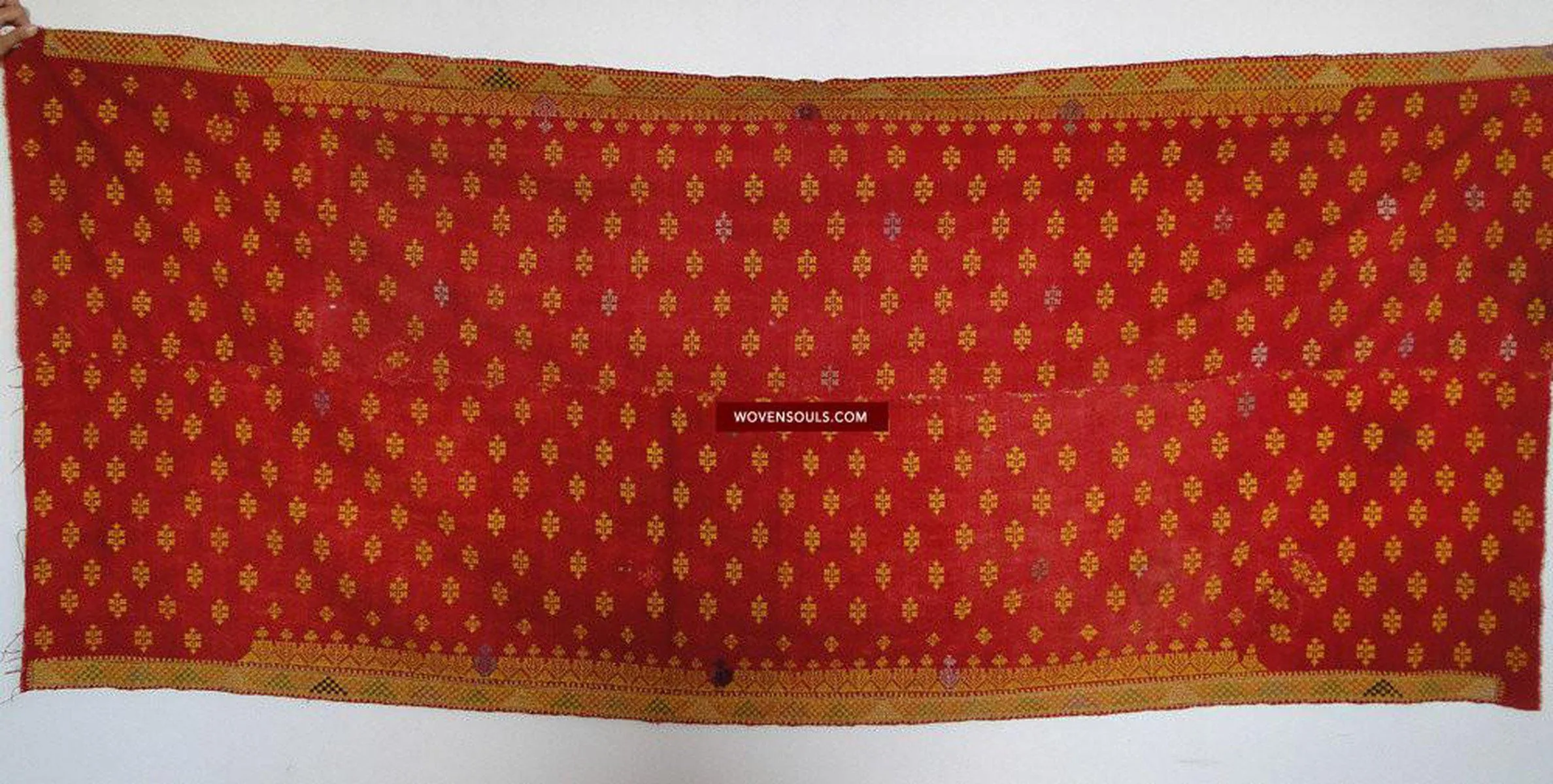 620 Old Rajasthan Shawl Textile Art double sided embroidery