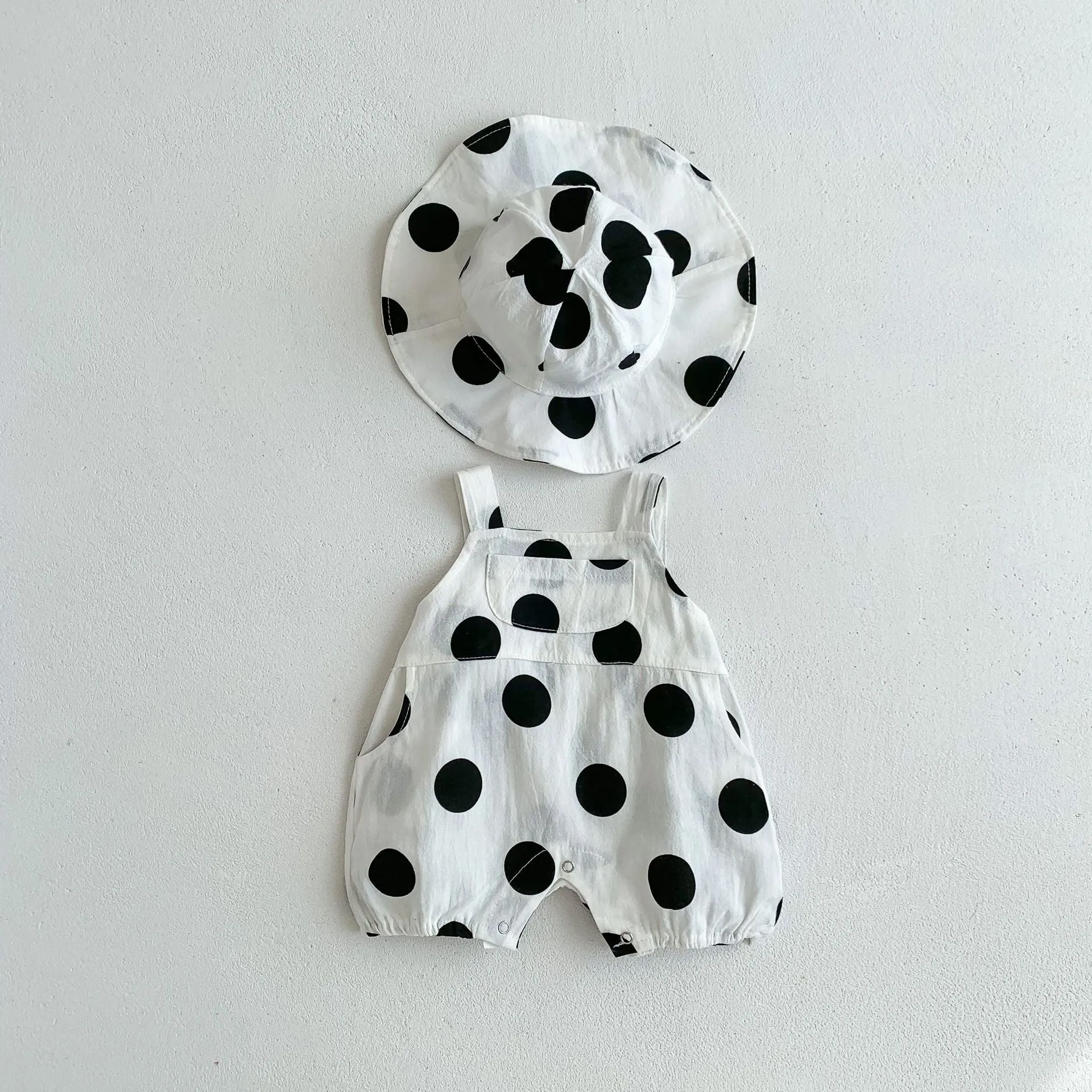 Newborn Baby Polka Dot Jumpsuit With Hat