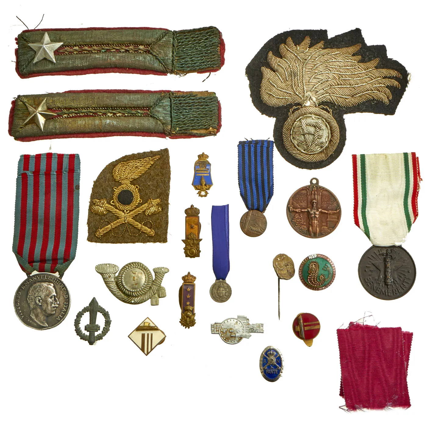 Original Italy WWII Medal and Uniform Insignia Lot - 20 Items