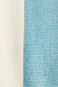 Rear - A Scarf Baby Alpaca Color Turquesa