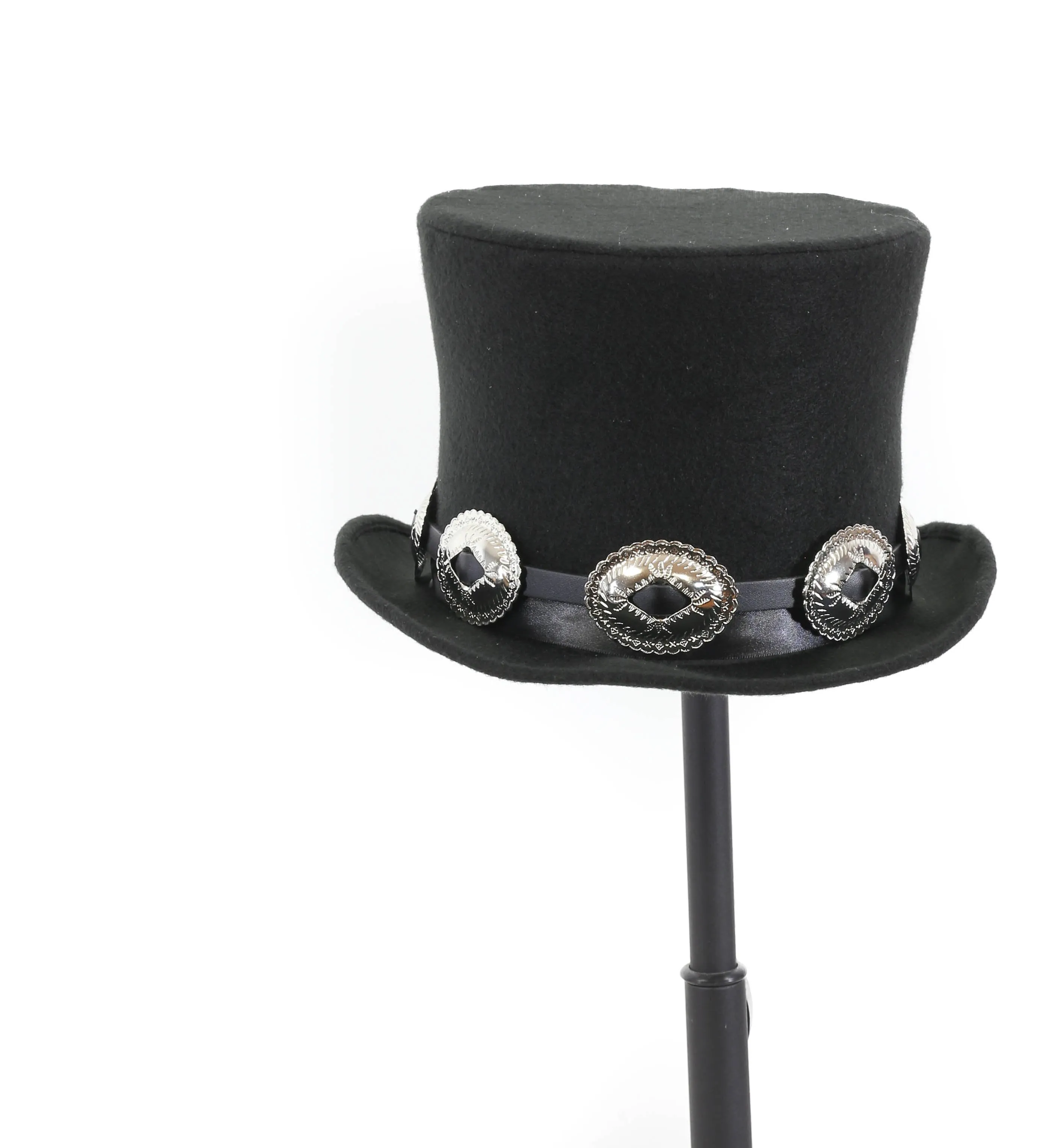 Top HatMade In China With Oval Conchos